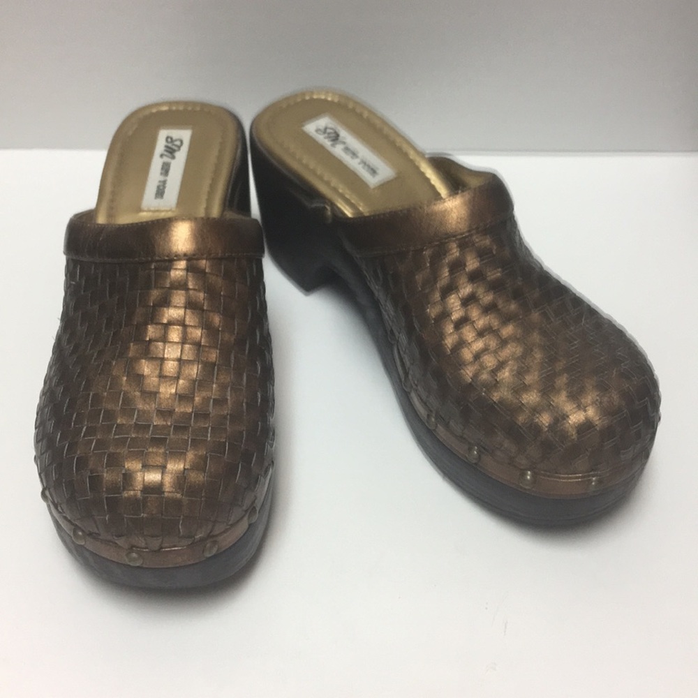 SM New York Coskar Woven Clog 9.5 Bronze WOW!